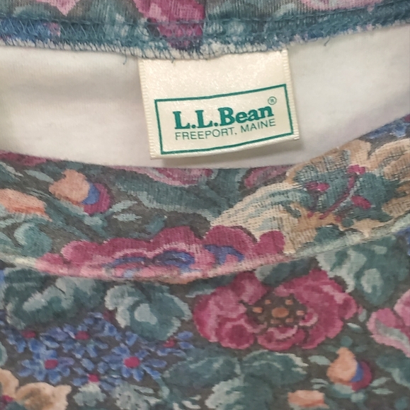 Vintage LL Bean Floral Turtleneck - Picture 2 of 3